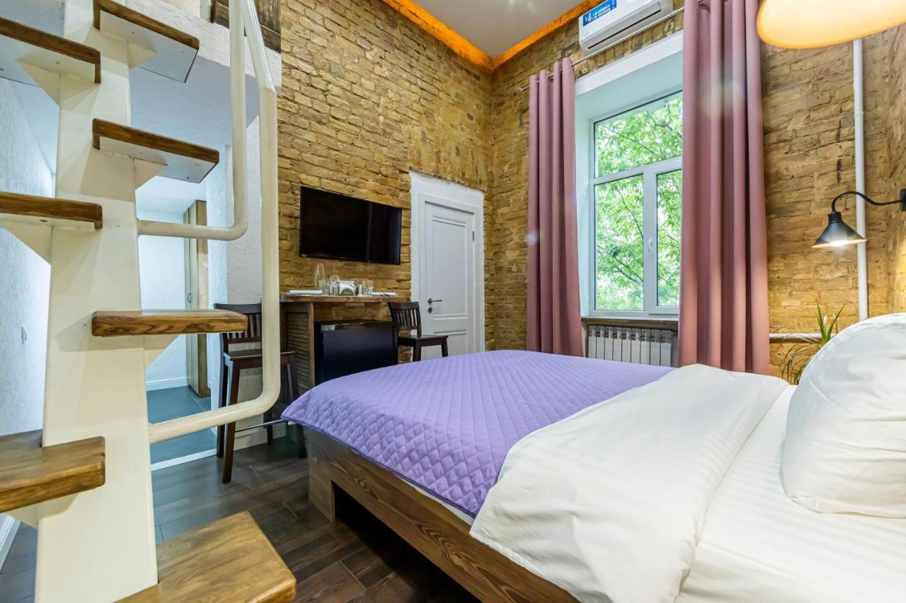 Brown Loft