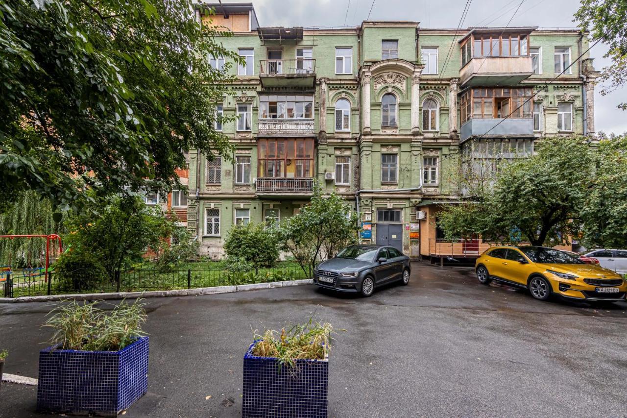 Brown Loft * Kyiv